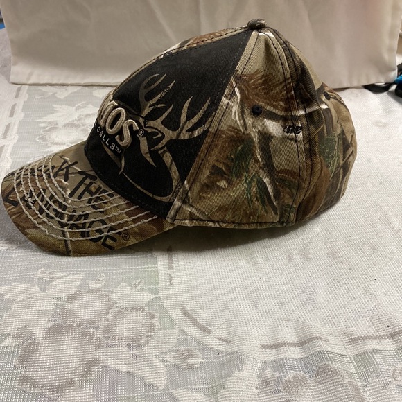 Primos Hunting Calls Camo Cap Hat Speak The Language Written on Brim Sz L/XL - Picture 7 of 9